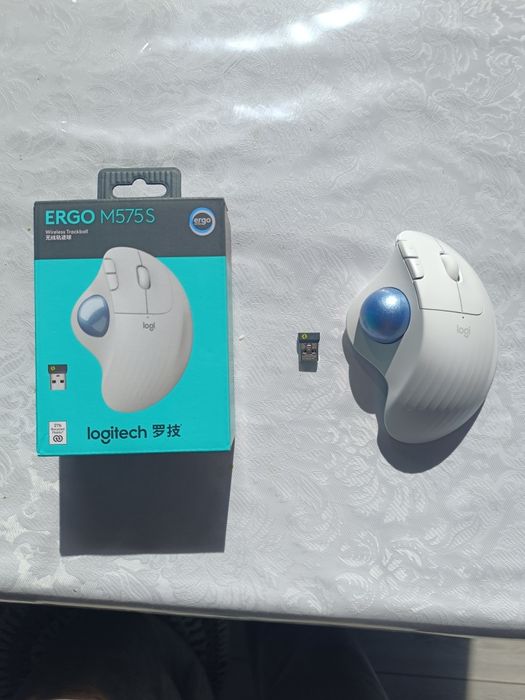 Мышка Logitech ERGO M575S оригинал с чехлом
