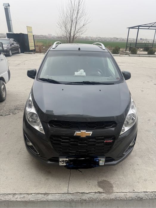 Spark 10500$ sotiladi