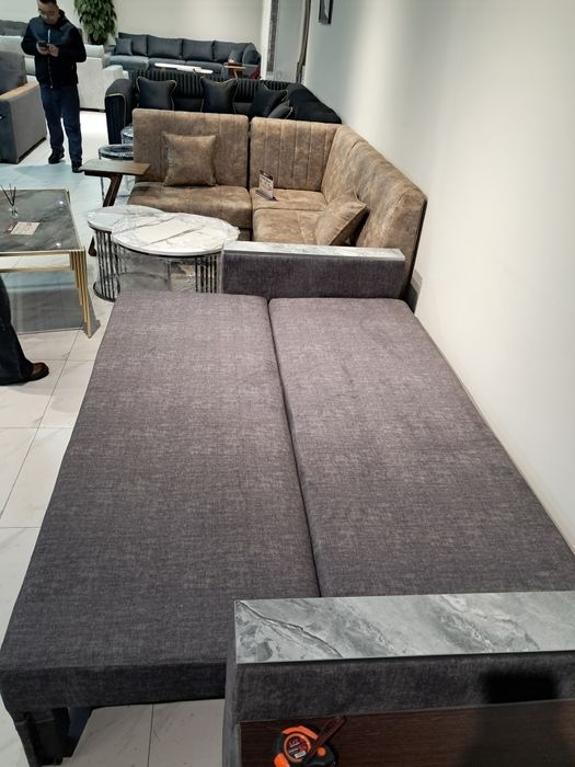 Раскладной прямой диван