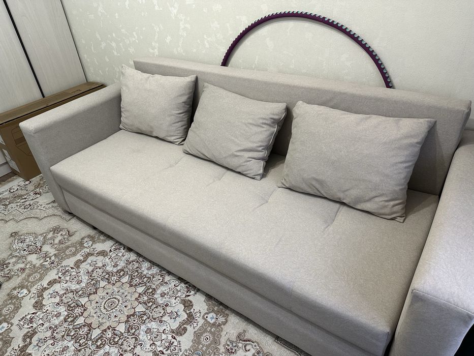 Продам ДИВАН 210х90