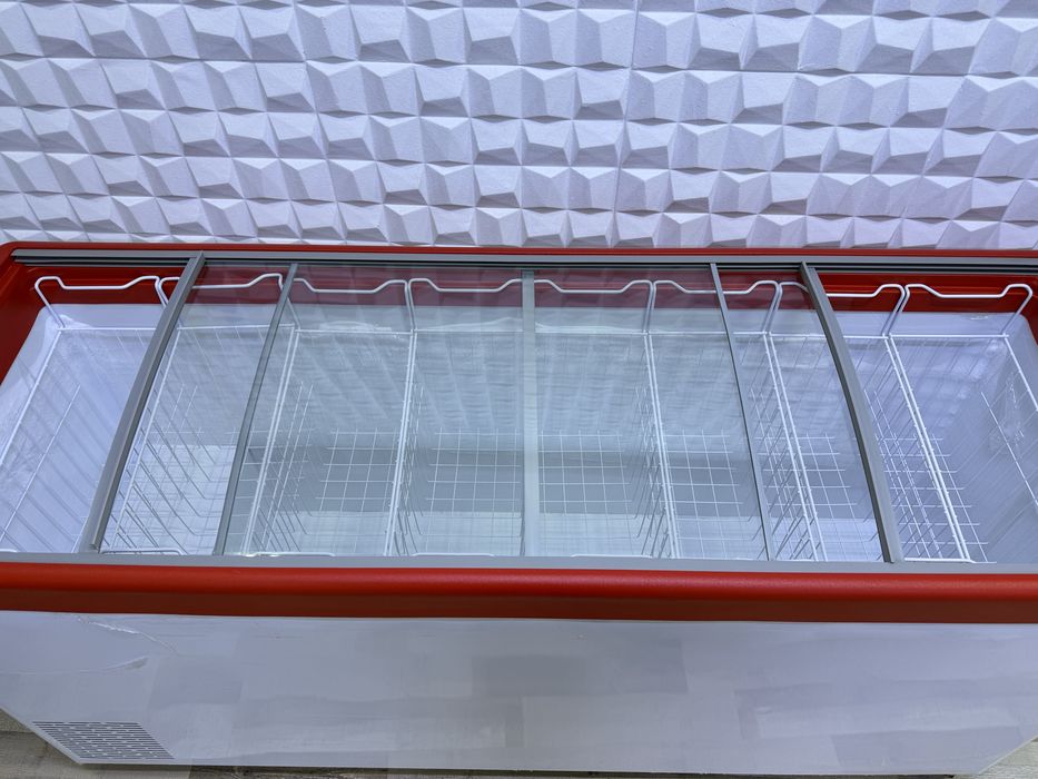 Продам морозильник 8 сеточный