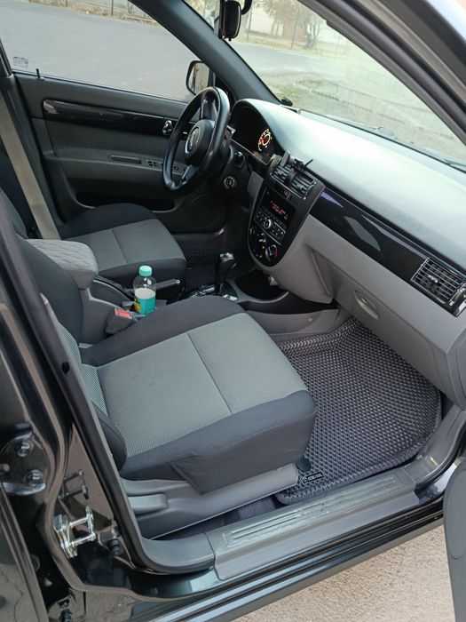 Продам Шевроле Лачетти