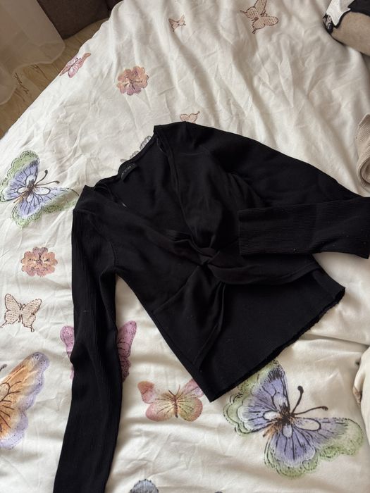 Блузки и дънки използвани