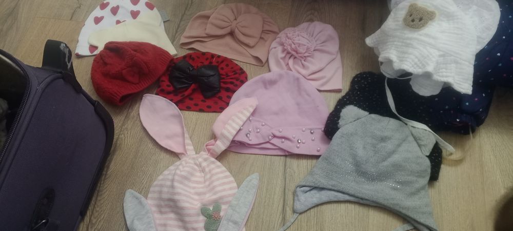 Детский шапочки на девочку