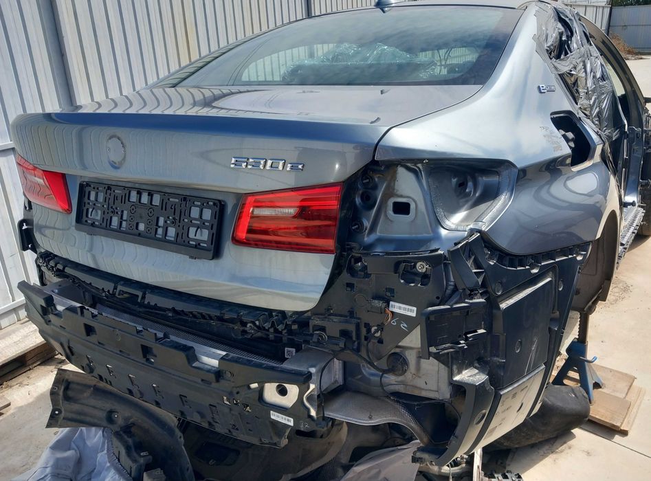 Dezmembrez dezmembrari BMW G30 530e hybrid pachet M Harman Kardon C2Y