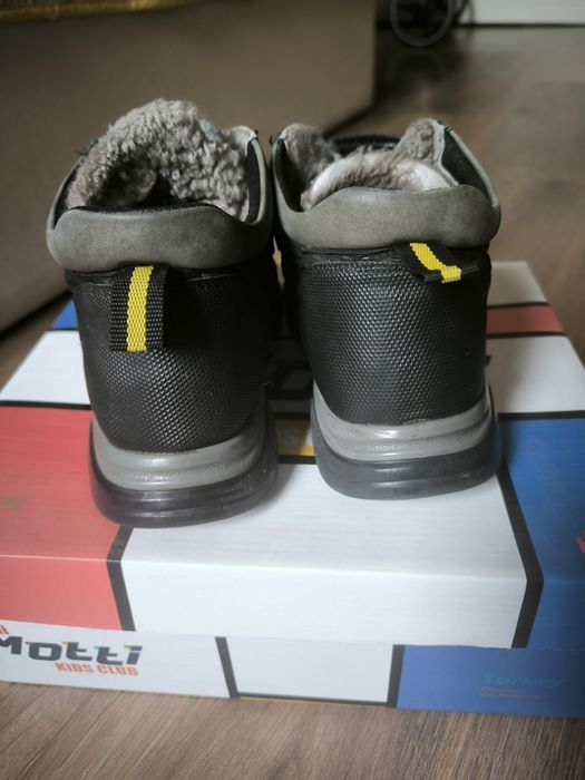 Ботинки зима 33 р Турция