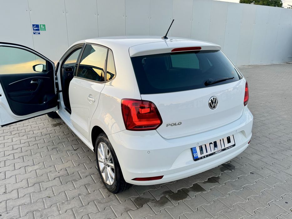 Volkswagen Polo 1.0 MPI Lounge • 2016 • 155.500 km