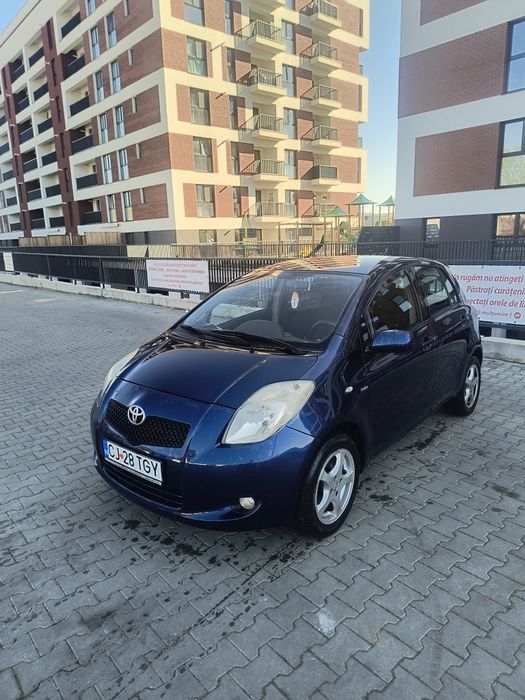 Vând Toyota Yaris 2008