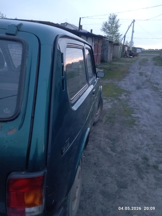 Продам ниву 21213
