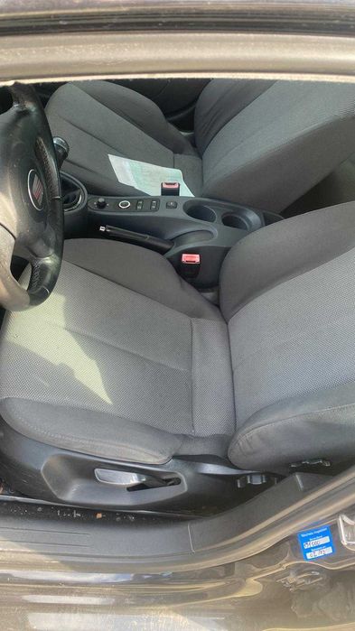 seat leon 2L benzina an 2007