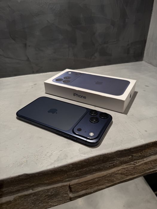 КАТО НОВ Iphone 17 Pro Max Blue 256 GB