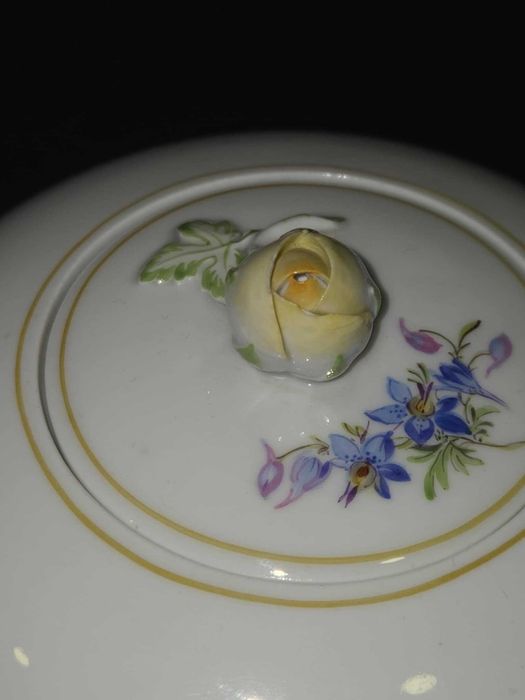 Сервиз за чай "Цветни букети" Meissen, 1930 г.