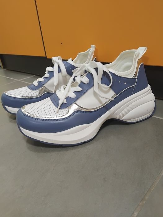 Дамски маратонки