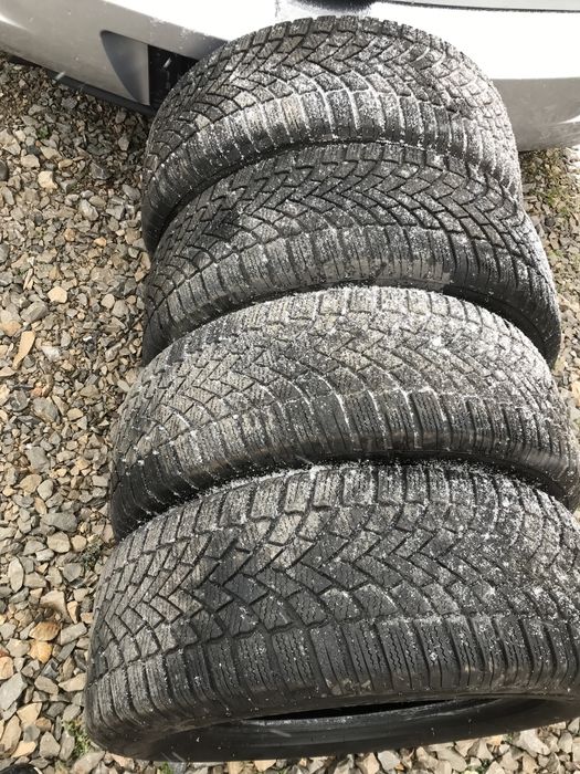Зимни гуми 4бр.215/60R16