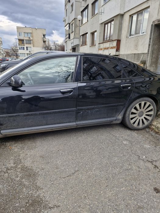 Продавам Audi A8