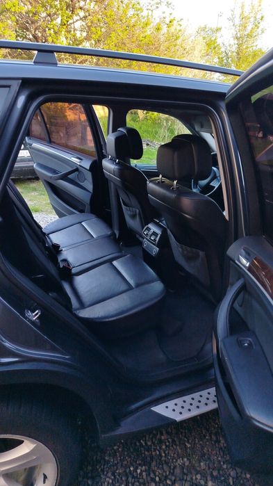 Продам БМВ е 70  2012 года