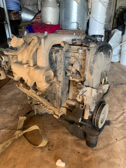 Продам двигатель 4g93