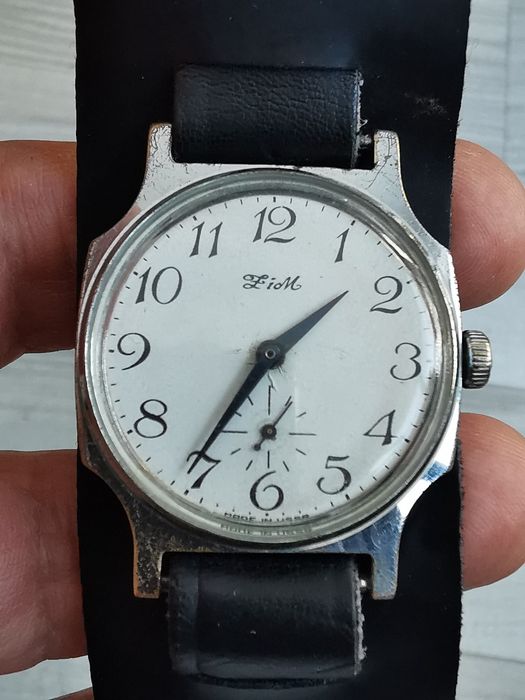 Ceas ZYM -Int. Manuala -34 mm Funcționează excelent !