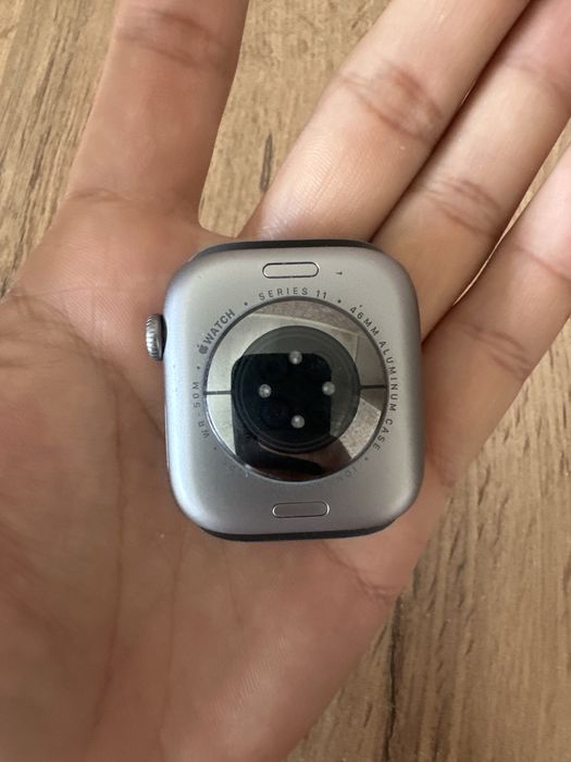 Apple watch 11 46 mm