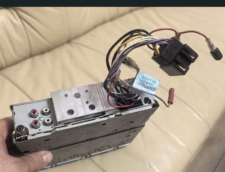 Jvc плеър с Bluetooth