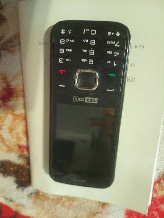 Telefon MaxCom dual SIM