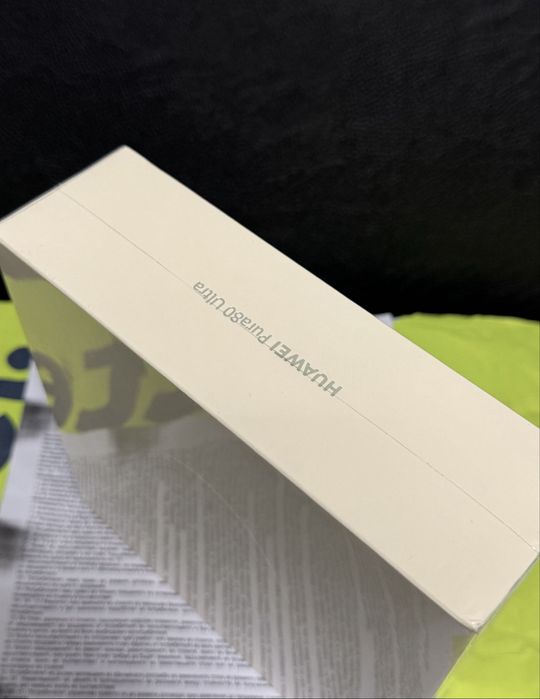 ЗАПЕЧАТАН 512GB Huawei Pura 80 ULTRA Yettel Гаранция 2029 Golden BLACK