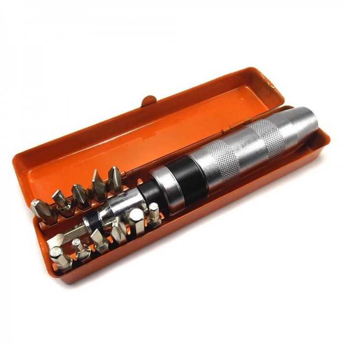 НЕМСКО Гедоре 46 Части + Ударна Отверка 13 Части + Подарък ЛЕД ФЕНЕР