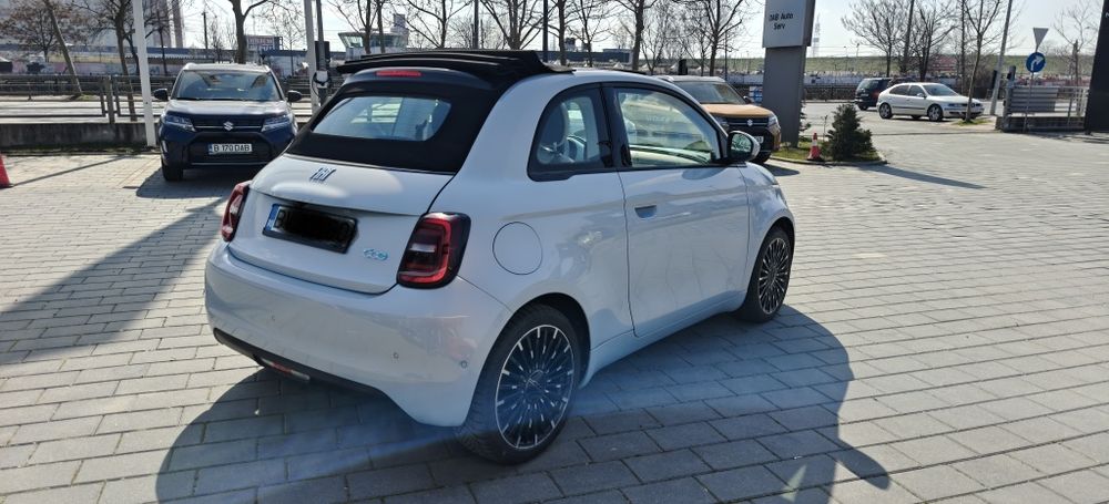 Fiat 500e Electric Cabrio 42kwh La Prima Plus