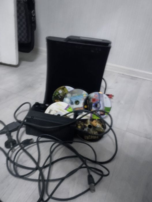 Xbox 360 2 джойстик