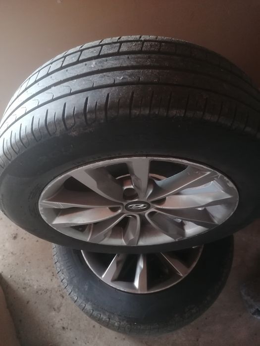 Vând jante hyundai i40