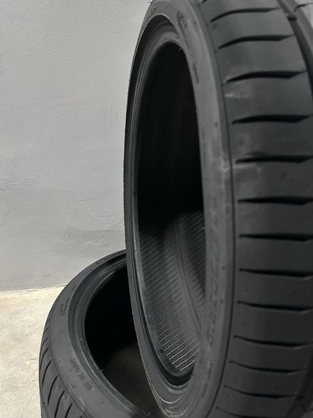 Нови летни гуми LANDSPIDER UHP 275/30R19 96Y XL БОРД 2753019