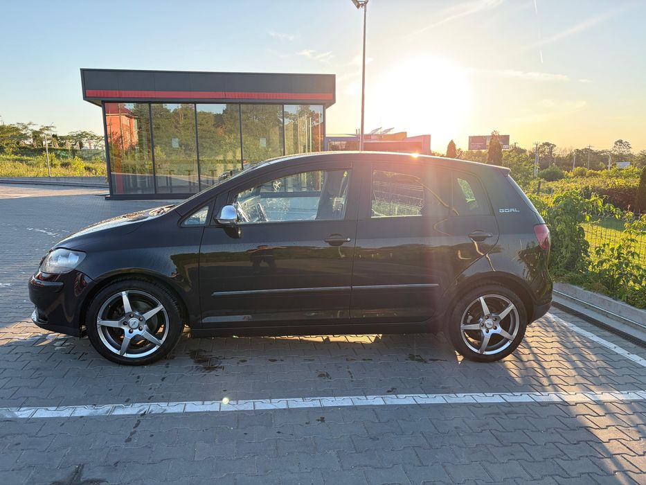 Volkswagen golf 5 plus