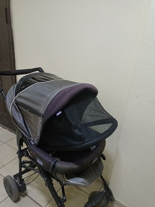 Продам коляску Chicco