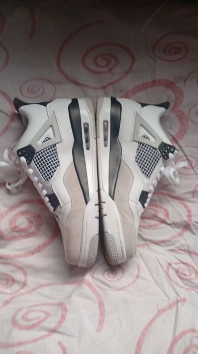 Jordan 4 retro military black