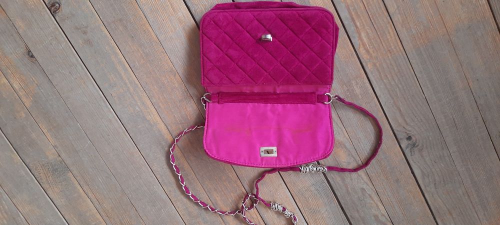 Дамски чанти, мостри