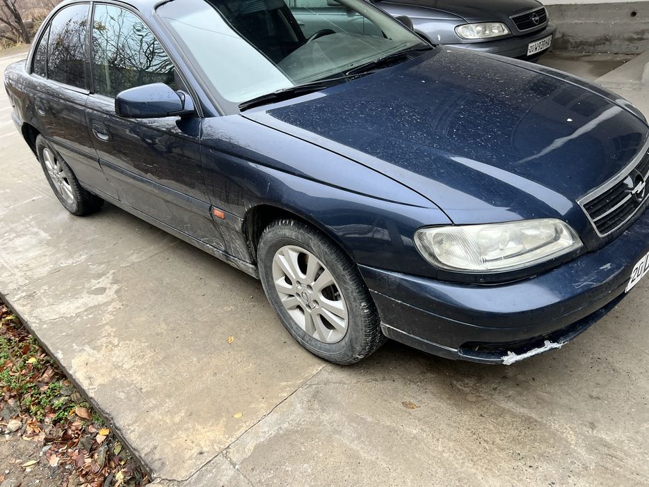 Opel omega b 2002 2.0L