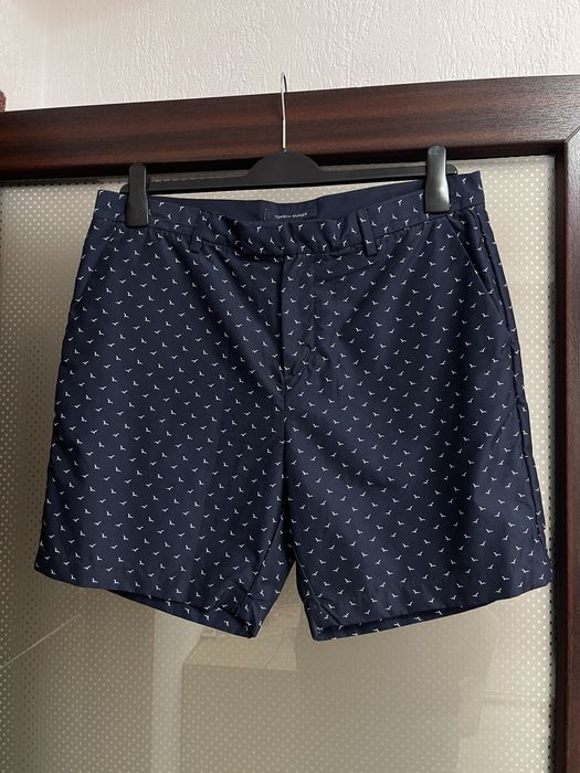 Pantaloni scurti Tommy Hilfiger - marimea 34 - stare foarte buna