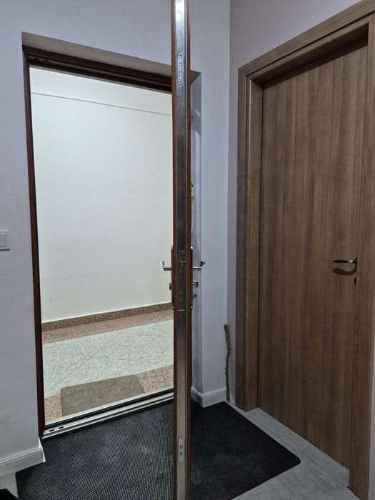 Входная дверь Италия