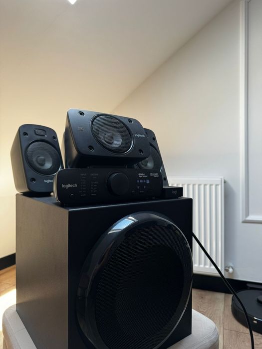 Sistem boxe Logitech Z906