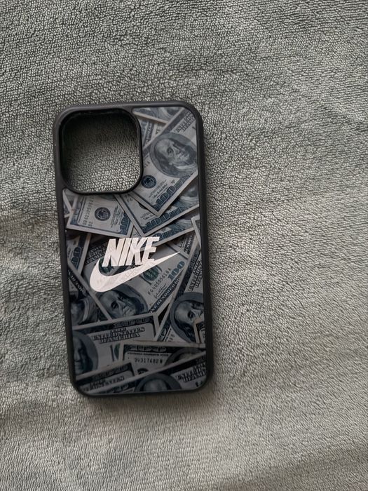 Iphone 13pro зелен