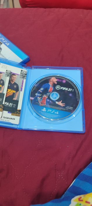 Продавам игрите fifa 22, battlefield 4  и fifa 21 за PlayStation 4
