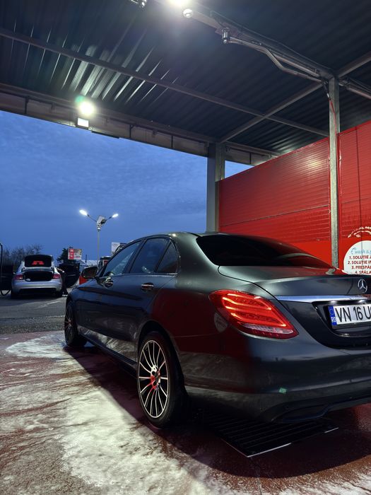 Mercedes c-class c250 4matic, trapă, head-up display, etc