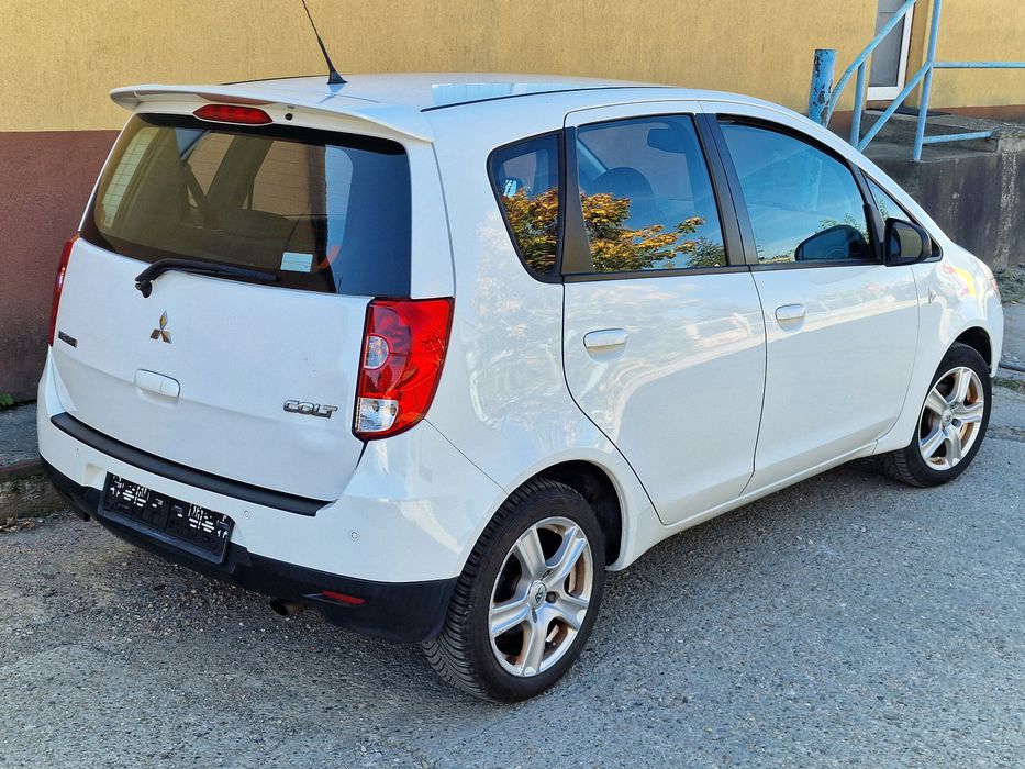 MITSUBISHI Colt 2011 — imagine 4