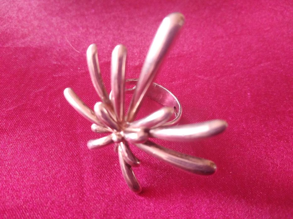 Уникален сребърен комплект от 4 части - гривна, пръстен, обеци