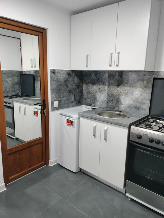 Închiriez casă în brailita