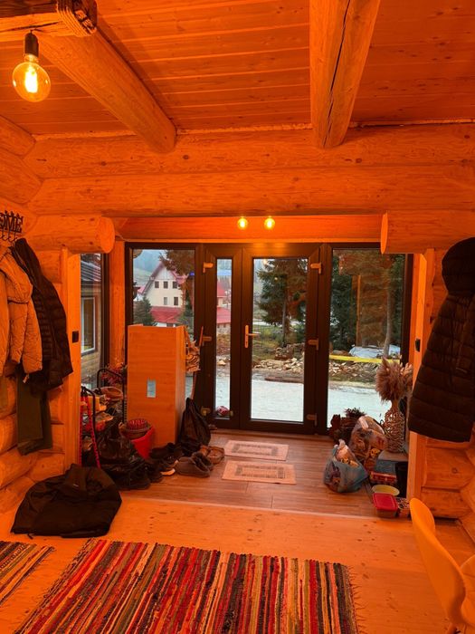 Cabană 75 mp amprentă X 2 teren 250 mp de vanzare Vartop-Arieseni