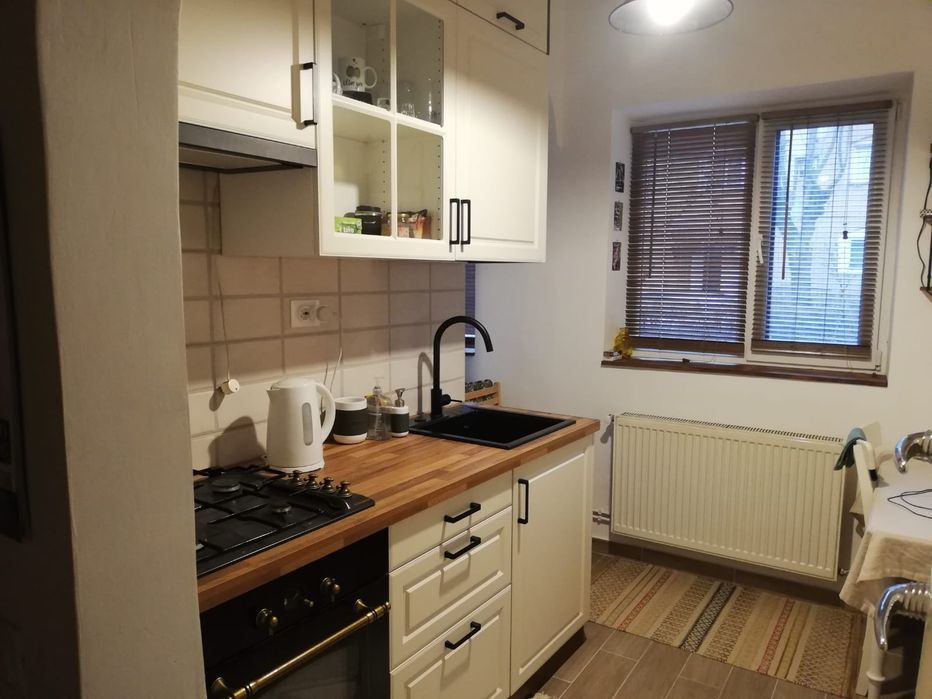 Apartament 2 camere, zona Tractorul