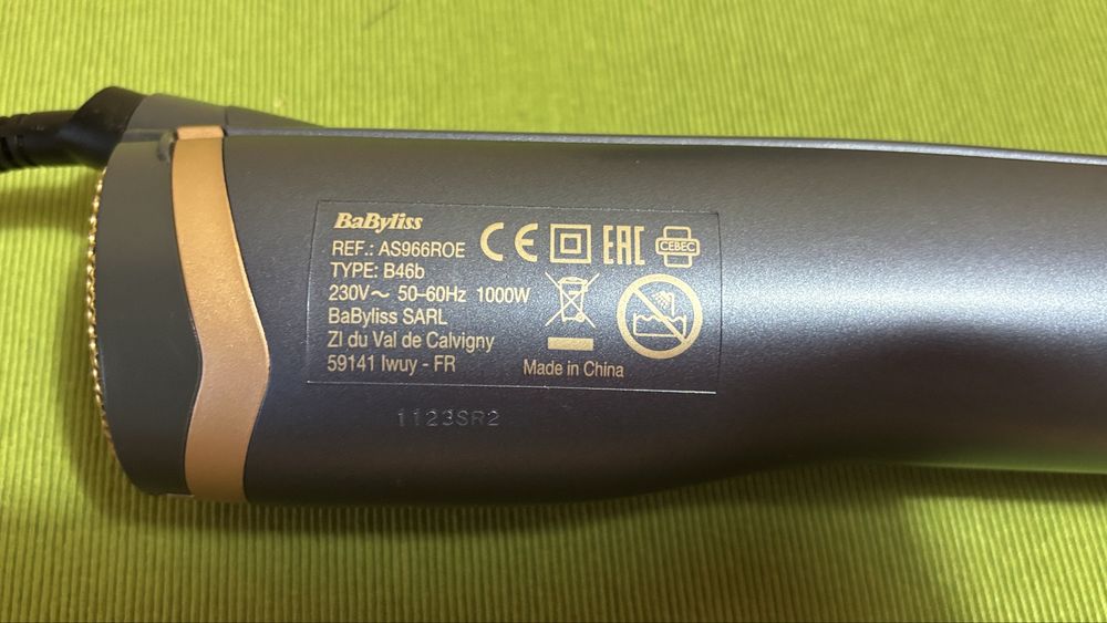 Perie rotativǎ Babyliss Frizz-free Airbrush ASS966ROE