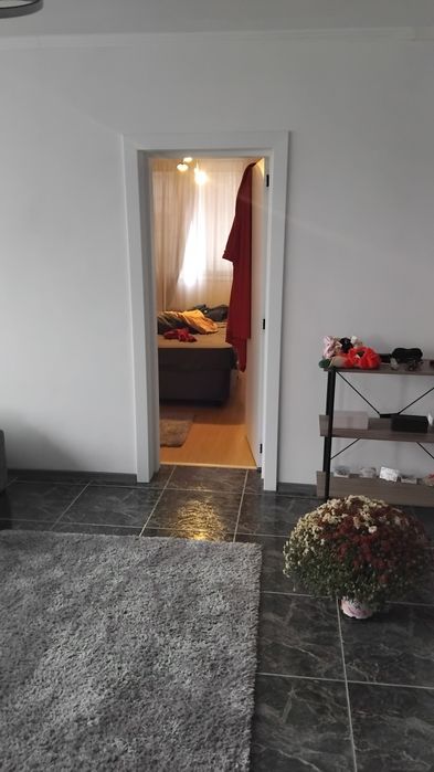 Продава се Четиристаен апартамент в Кюстендил, Никола Въжаров - 93 кв.м за 1366 €/кв.м - Снимка #2