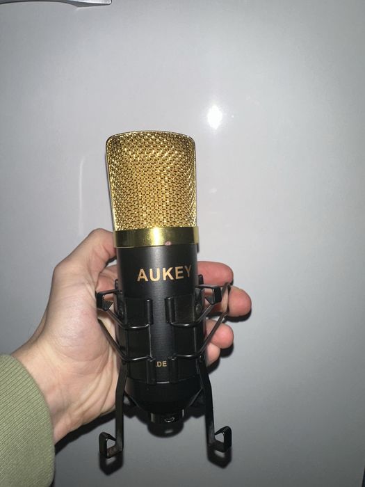 Комплект микрофон AUKEY GD-G1 (BM-800) с рамо и филтър